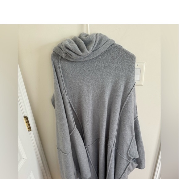 Free People Livin' In This Cardi Robe Grey M/L Lounge Winter Warm Comfy - Picture 3 of 7
